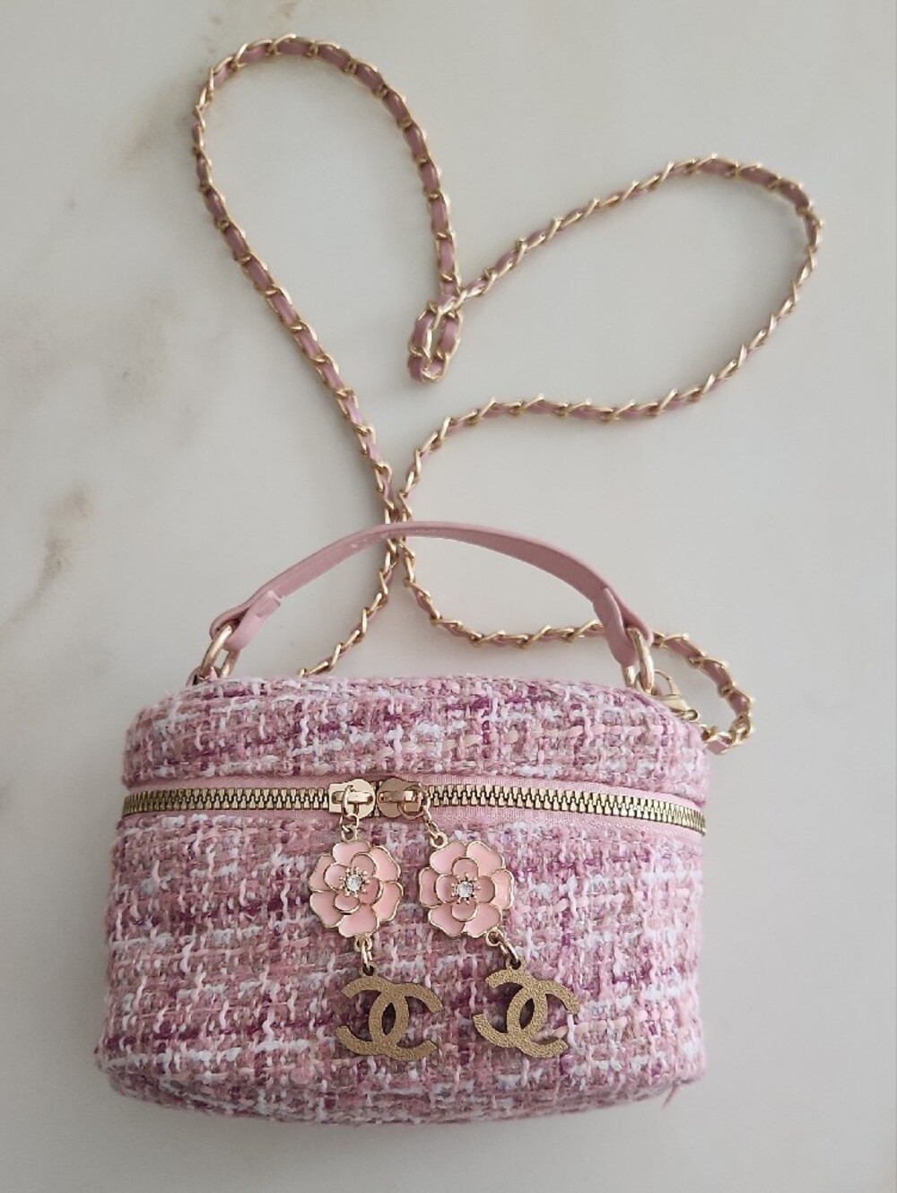 Pink Tweed Mini Vanity Crossbody Bag with Floral Charms..so Pretty! - Picture 6 of 11